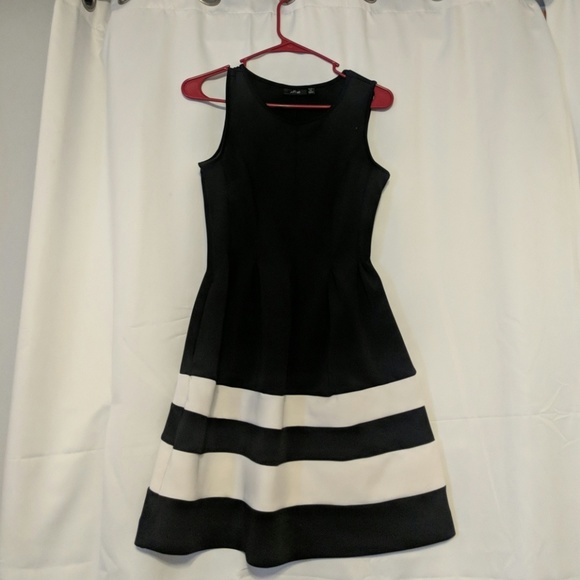 Apt. 9 Dresses & Skirts - 5 for $15 Apt 9 cocktail dress petite